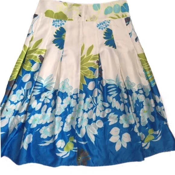 L’Altamoda Made in Spain Floral Skirt - Picture 2 of 13